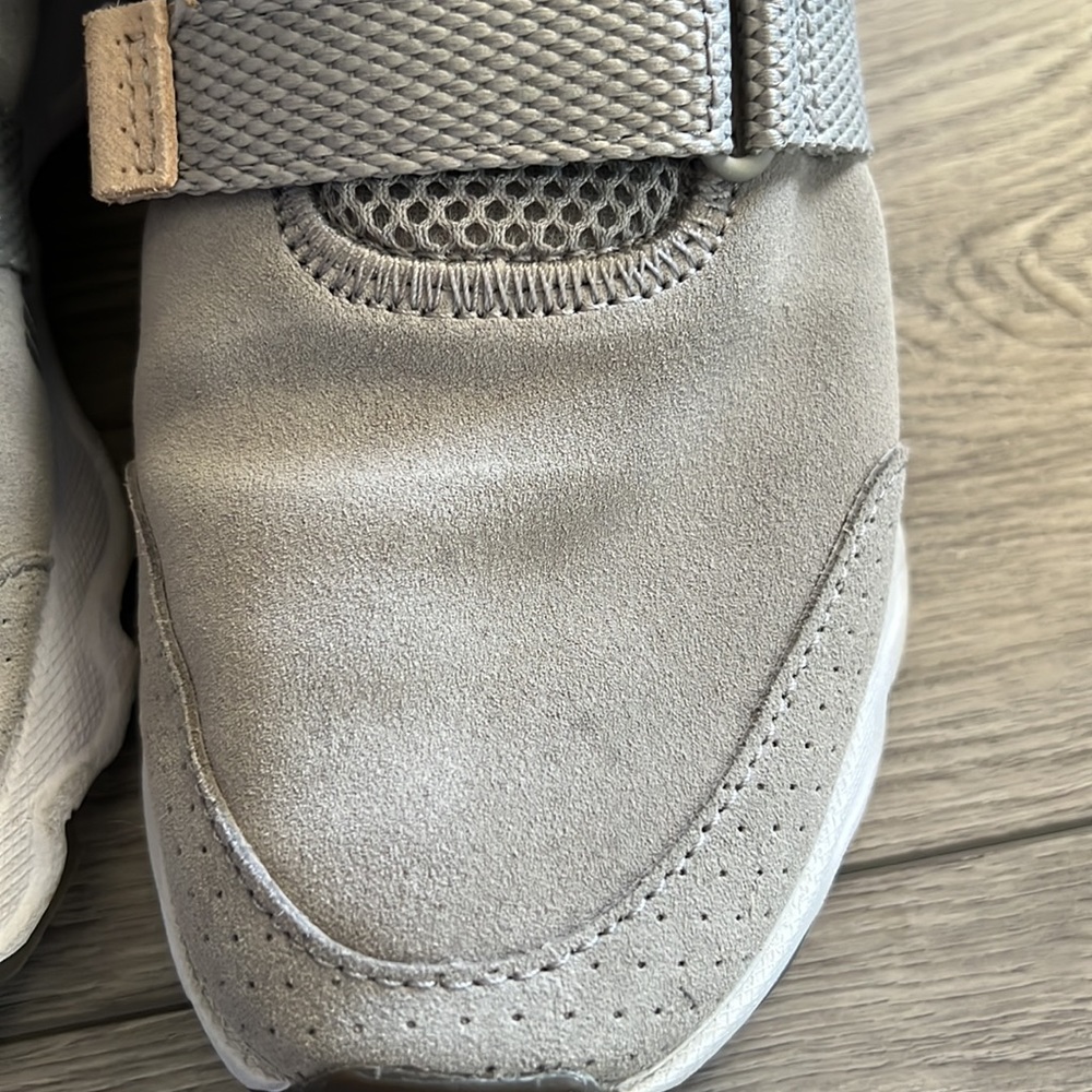 Sorel Velcro Sneaker View 6